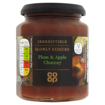 Co Op Irresistible Slowly Reduced Plum & Apple Chutney 300g