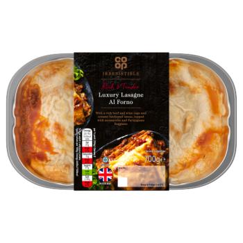 Co-op Irresistible Rich & Tender Luxury Lasagne Al Forno 700g