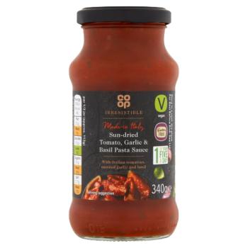 Co-op Irresistible Sun-Dried Tomato, Garlic & Basil Pasta Sauce 340g