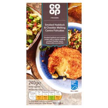 Co-op Frozen Smoked Haddock & Cheddar Melting Centre Fishcakes 240g