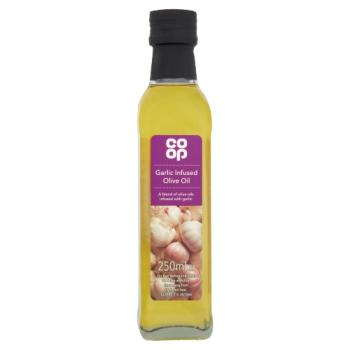Co-op Garlic Infused Olive Oil 250ml