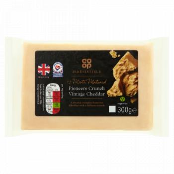 Co-op Irresistible Pioneers Crunch Vintage Cheddar 300g