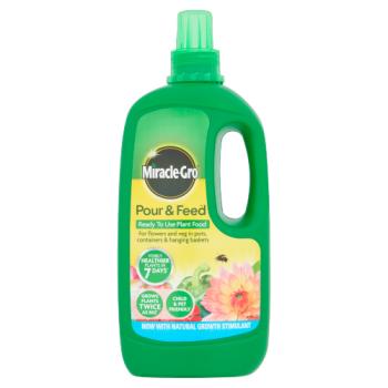 Miracle-Gro Pour & Feed Ready To Use Plant Food 1L