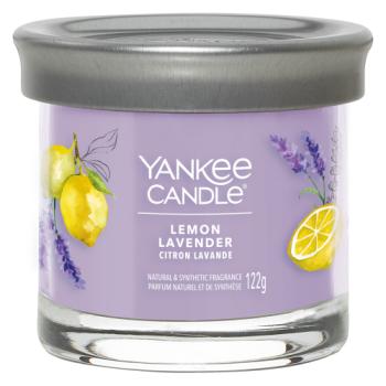 Yankee Candle Signature Scented Candle 