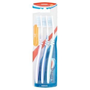 Aquafresh Flex Toothbrush Medium Three Pack
