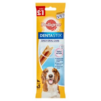 Pedigree Dentastix Daily Oral Care Medium Dog Chewy Treats Sticks 77g