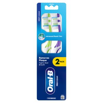 ORAL-B PRO-CLEAN Manual Toothbrush – Removes Plaque & Fights Bad Breath – Medium Bristles, 2